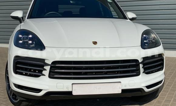 Nunua Ilio tumika Porsche Cayenne Nyeupe Gari ndani ya Kitwe nchini Zambia Nunua Ilio tumika Porsche Cayenne Nyeupe Gari ndani ya Kitwe nchini Zambia