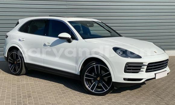 Nunua Ilio tumika Porsche Cayenne Nyeupe Gari ndani ya Kitwe nchini Zambia Nunua Ilio tumika Porsche Cayenne Nyeupe Gari ndani ya Kitwe nchini Zambia