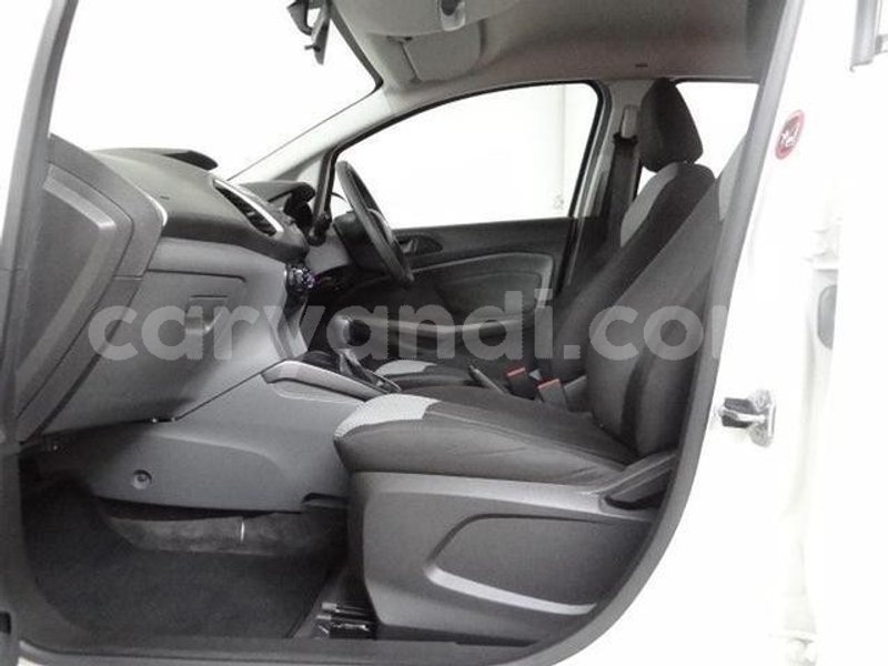 Big with watermark 2016 ford ecosport e