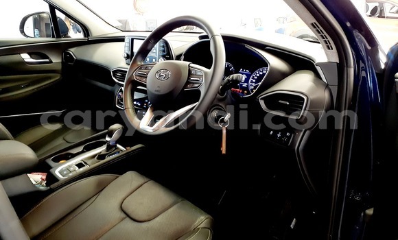 Tenga Tsaru Hyundai Santa Fe Bhuruu Mota in Lusaka in Zambia Tenga Tsaru Hyundai Santa Fe Bhuruu Mota in Lusaka in Zambia