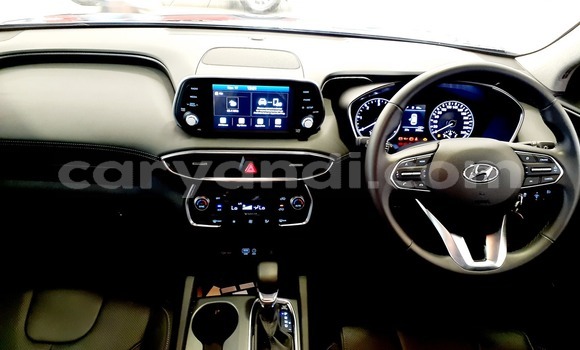 Tenga Tsaru Hyundai Santa Fe Bhuruu Mota in Lusaka in Zambia Tenga Tsaru Hyundai Santa Fe Bhuruu Mota in Lusaka in Zambia