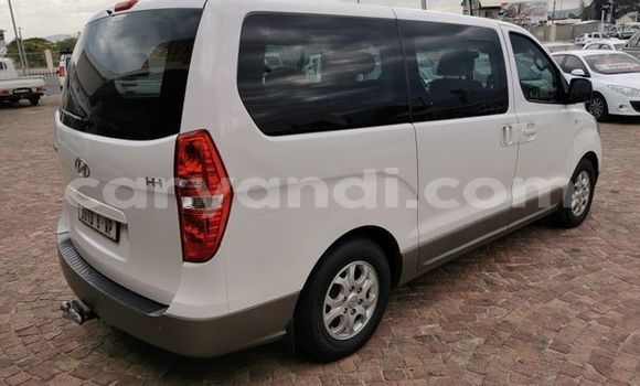 Buy Used Hyundai H1 White Car in Kitwe in Zambia Buy Used Hyundai H1 White Car in Kitwe in Zambia