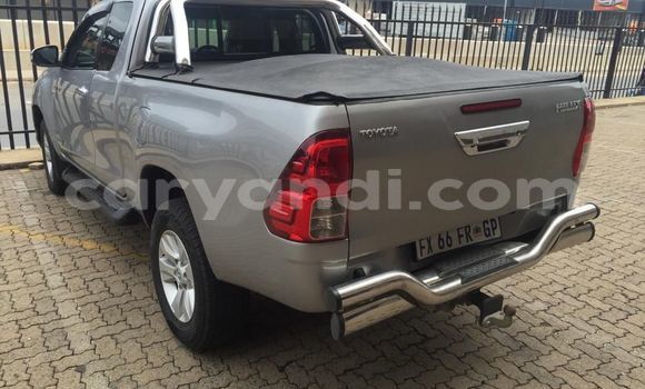 Acheter Occasion Voiture Toyota Hilux Gris à Lusaka, Zambie Acheter Occasion Voiture Toyota Hilux Gris à Lusaka, Zambie