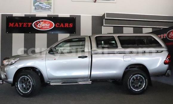 Acheter Occasion Voiture Toyota Hilux Gris à Chingola, Zambie Acheter Occasion Voiture Toyota Hilux Gris à Chingola, Zambie