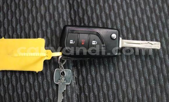 Acheter Occasion Voiture Toyota Hilux Gris à Chingola, Zambie Acheter Occasion Voiture Toyota Hilux Gris à Chingola, Zambie