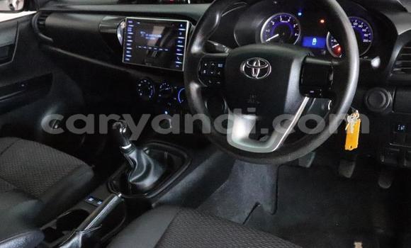 Acheter Occasion Voiture Toyota Hilux Gris à Chingola, Zambie Acheter Occasion Voiture Toyota Hilux Gris à Chingola, Zambie