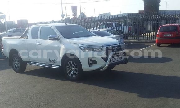 Buy Used Toyota Hilux White Car in Lusaka in Zambia Buy Used Toyota Hilux White Car in Lusaka in Zambia