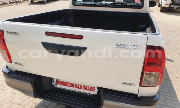 Tenga Tsaru Toyota Hilux Chena Mota in Chipata in Zambia Tenga Tsaru Toyota Hilux Chena Mota in Chipata in Zambia