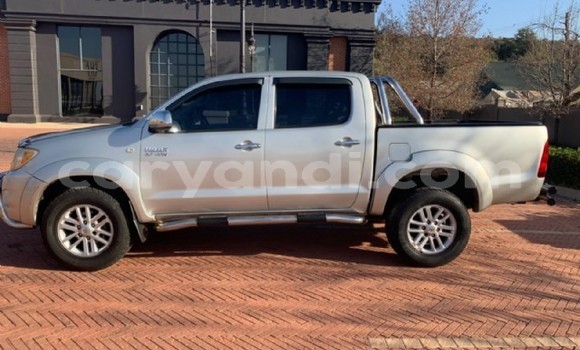 Buy Used Toyota Hilux White Car in Chingola in Zambia Buy Used Toyota Hilux White Car in Chingola in Zambia