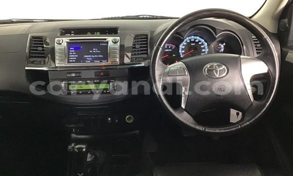 Acheter Occasion Voiture Toyota Fortuner Blanc à Chingola, Zambie Acheter Occasion Voiture Toyota Fortuner Blanc à Chingola, Zambie