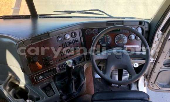 Buy Used Caterpillar 120 White Truck in Chingola in Zambia Buy Used Caterpillar 120 White Truck in Chingola in Zambia