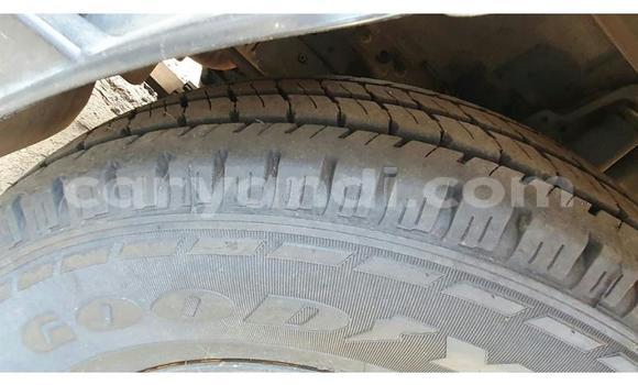 Acheter Occasion Utilitaire Isuzu FTR 850 Blanc à Chilanga, Lusaka Acheter Occasion Utilitaire Isuzu FTR 850 Blanc à Chilanga, Lusaka