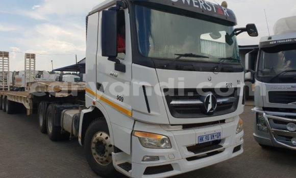 Acheter Occasion Utilitaire Mercedes–Benz 2644 Blanc à Chilanga, Lusaka