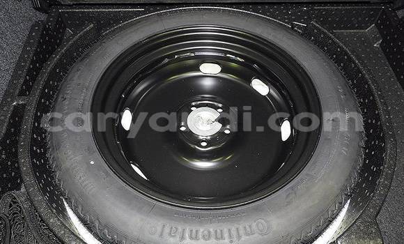 Acheter Import Voiture Volkswagen Touareg Blanc à Lusaka, Zambie Acheter Import Voiture Volkswagen Touareg Blanc à Lusaka, Zambie