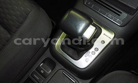 Acheter Import Voiture Volkswagen Touareg Blanc à Lusaka, Zambie Acheter Import Voiture Volkswagen Touareg Blanc à Lusaka, Zambie