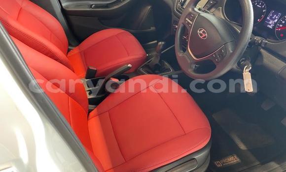 Acheter Occasion Voiture Hyundai i20 Gris à Livingstone, Zambie Acheter Occasion Voiture Hyundai i20 Gris à Livingstone, Zambie