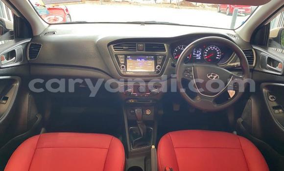 Acheter Occasion Voiture Hyundai i20 Gris à Livingstone, Zambie Acheter Occasion Voiture Hyundai i20 Gris à Livingstone, Zambie