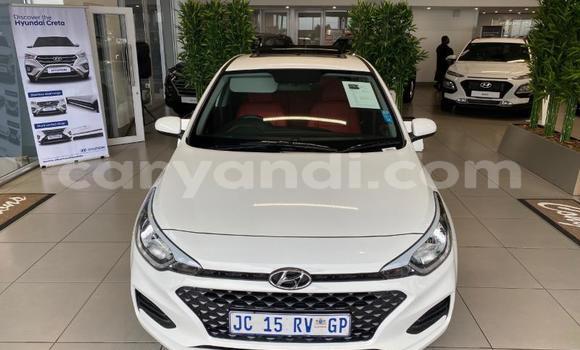 Acheter Occasion Voiture Hyundai i20 Gris à Livingstone, Zambie Acheter Occasion Voiture Hyundai i20 Gris à Livingstone, Zambie
