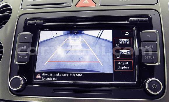 Acheter Import Voiture Volkswagen Touareg Blanc à Lusaka, Zambie Acheter Import Voiture Volkswagen Touareg Blanc à Lusaka, Zambie