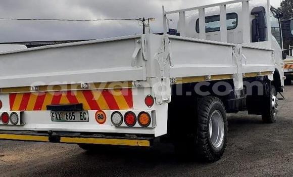 Acheter Occasion Utilitaire Isuzu FTR 850 Blanc à Chambishi, Copperbelt Acheter Occasion Utilitaire Isuzu FTR 850 Blanc à Chambishi, Copperbelt
