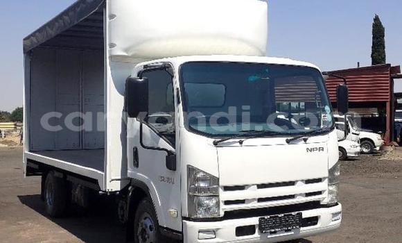 Buy Used Isuzu FTR 850 White Truck in Chinsali in Northern Buy Used Isuzu FTR 850 White Truck in Chinsali in Northern