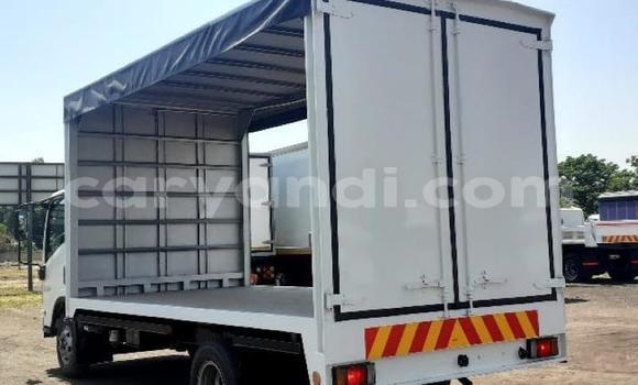 Buy Used Isuzu FTR 850 White Truck in Chinsali in Northern Buy Used Isuzu FTR 850 White Truck in Chinsali in Northern