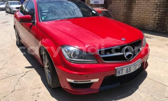 Nunua Ilio tumika Mercedes‒Benz AMG GLC Coupe Nyekundu Gari ndani ya Chipata nchini Zambia