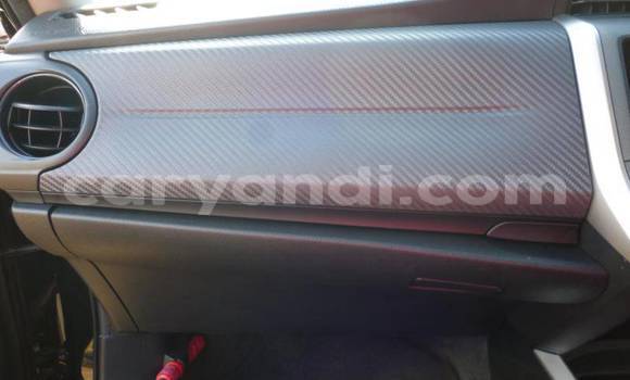 Acheter Import Voiture Toyota Corolla Noir à Chipata, Zambie Acheter Import Voiture Toyota Corolla Noir à Chipata, Zambie