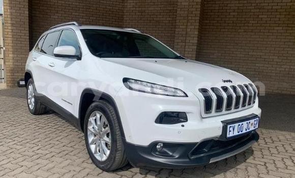 Buy Used Jeep Cherokee White Car in Chingola in Zambia Buy Used Jeep Cherokee White Car in Chingola in Zambia