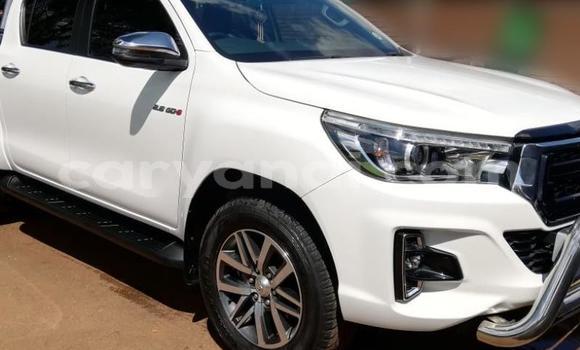 Buy Used Toyota Hilux White Car in Lusaka in Zambia Buy Used Toyota Hilux White Car in Lusaka in Zambia