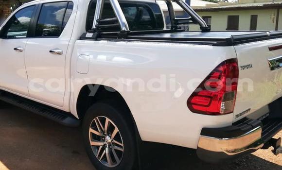Buy Used Toyota Hilux White Car in Lusaka in Zambia Buy Used Toyota Hilux White Car in Lusaka in Zambia