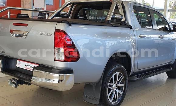 Acheter Occasion Voiture Toyota Hilux Gris à Lusaka, Zambie Acheter Occasion Voiture Toyota Hilux Gris à Lusaka, Zambie