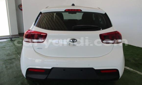 Acheter Occasion Voiture Kia Rio Blanc à Kabwe, Zambie Acheter Occasion Voiture Kia Rio Blanc à Kabwe, Zambie
