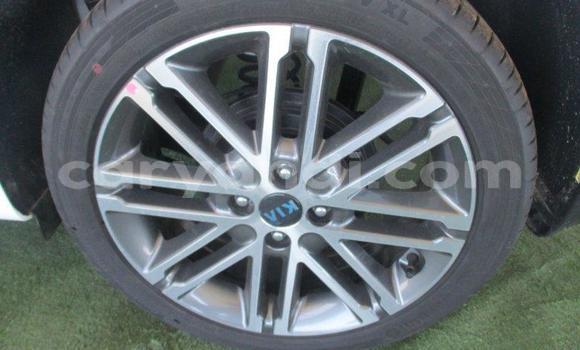 Acheter Occasion Voiture Kia Rio Blanc à Kabwe, Zambie Acheter Occasion Voiture Kia Rio Blanc à Kabwe, Zambie