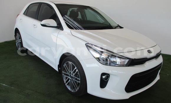 Acheter Occasion Voiture Kia Rio Blanc à Kabwe, Zambie Acheter Occasion Voiture Kia Rio Blanc à Kabwe, Zambie