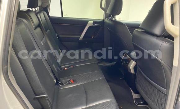 Acheter Occasion Voiture Toyota Land Cruiser Prado Blanc à Kitwe, Zambie Acheter Occasion Voiture Toyota Land Cruiser Prado Blanc à Kitwe, Zambie