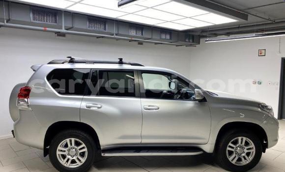 Acheter Occasion Voiture Toyota Land Cruiser Prado Blanc à Kitwe, Zambie Acheter Occasion Voiture Toyota Land Cruiser Prado Blanc à Kitwe, Zambie
