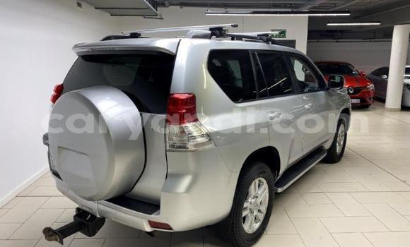 Acheter Occasion Voiture Toyota Land Cruiser Prado Blanc à Kitwe, Zambie Acheter Occasion Voiture Toyota Land Cruiser Prado Blanc à Kitwe, Zambie