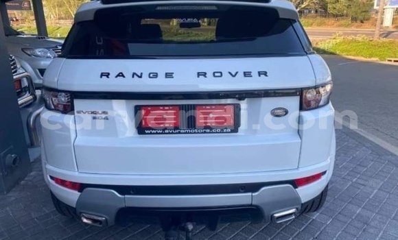 Acheter Occasion Voiture Land Rover Range Rover Evoque Blanc à Chipata, Zambie Acheter Occasion Voiture Land Rover Range Rover Evoque Blanc à Chipata, Zambie