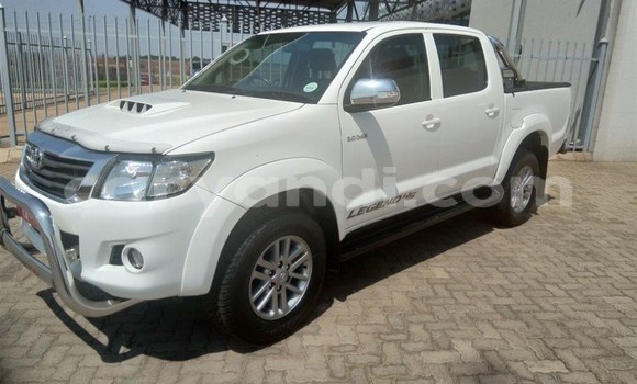 Tenga Tsaru Toyota Hilux Chena Mota in Lusaka in Zambia Tenga Tsaru Toyota Hilux Chena Mota in Lusaka in Zambia