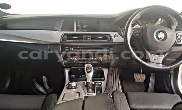 Acheter Occasion Voiture BMW 5–Series Gris à Livingstone, Zambie Acheter Occasion Voiture BMW 5–Series Gris à Livingstone, Zambie