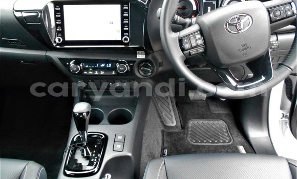 Tenga Tsaru Toyota Hilux Chena Mota in Lusaka in Zambia Tenga Tsaru Toyota Hilux Chena Mota in Lusaka in Zambia