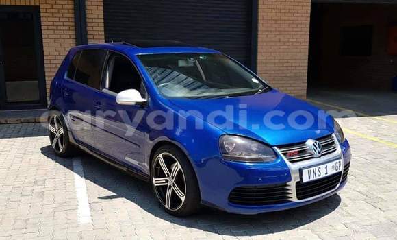 Tenga Tsaru Volkswagen Golf R32 Bhuruu Mota in Livingstone in Zambia Tenga Tsaru Volkswagen Golf R32 Bhuruu Mota in Livingstone in Zambia