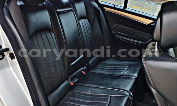Acheter Occasion Voiture Mercedes‒Benz C-klasse AMG Gris à Lusaka, Zambie Acheter Occasion Voiture Mercedes‒Benz C-klasse AMG Gris à Lusaka, Zambie