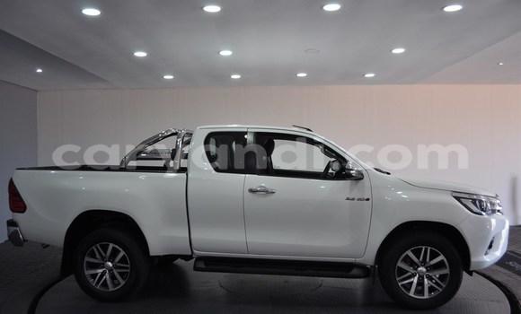 Tenga Tsaru Toyota Hilux Chena Mota in Lusaka in Zambia Tenga Tsaru Toyota Hilux Chena Mota in Lusaka in Zambia