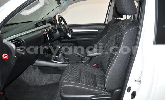 Tenga Tsaru Toyota Hilux Chena Mota in Lusaka in Zambia Tenga Tsaru Toyota Hilux Chena Mota in Lusaka in Zambia