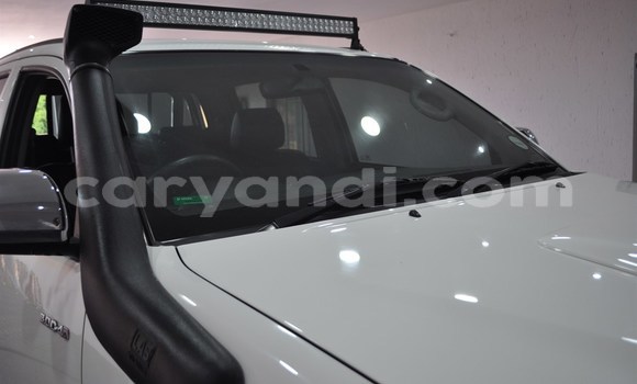 Tenga Tsaru Toyota Hilux Chena Mota in Lusaka in Zambia Tenga Tsaru Toyota Hilux Chena Mota in Lusaka in Zambia