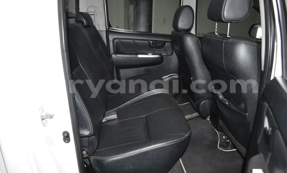 Tenga Tsaru Toyota Hilux Chena Mota in Lusaka in Zambia Tenga Tsaru Toyota Hilux Chena Mota in Lusaka in Zambia