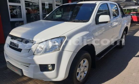 Nunua Ilio tumika Isuzu KB Nyeupe Gari ndani ya Lusaka nchini Zambia