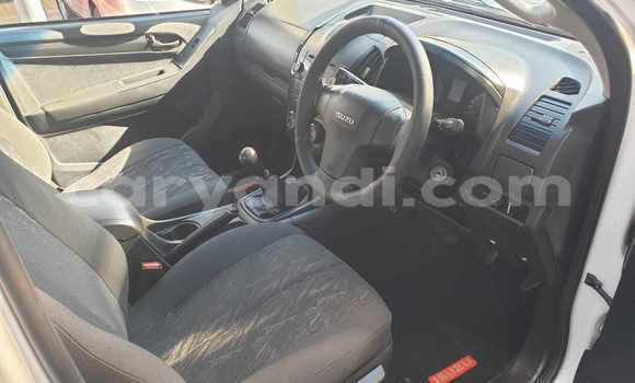 Tenga Tsaru Isuzu KB Chena Mota in Lusaka in Zambia Tenga Tsaru Isuzu KB Chena Mota in Lusaka in Zambia